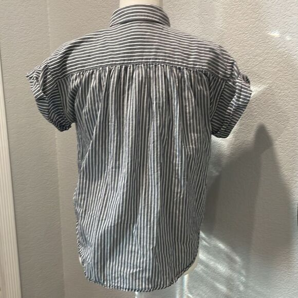 Joie Blue & White Stripe Naro Cuffed Short Sleeve Button Down Top Size Small - Picture 7 of 9